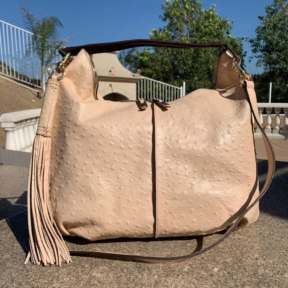 COPY - 🔥🔥EUC ITALIAN LEATHER OSTRICH EMBOSSED HOBO🔥🔥 - Picture 6 of 6
